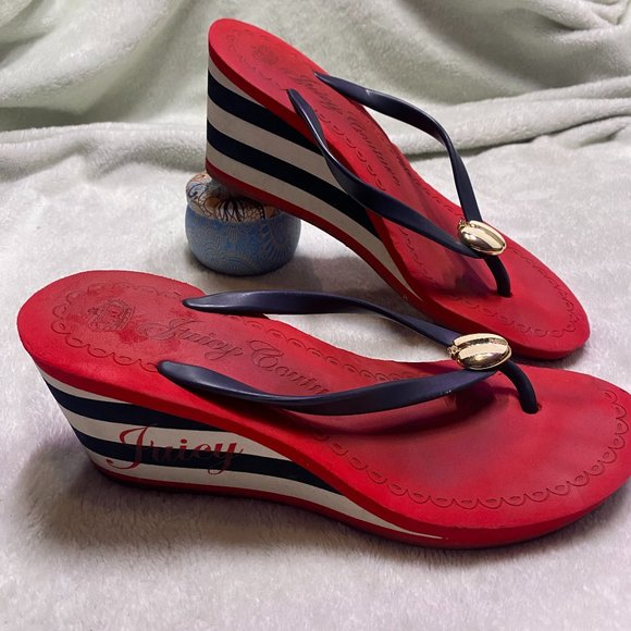 Juicy Couture Shoes - Y2K Juicy Couture Laney Wedge Flip Flop Sandals Womens Size 9